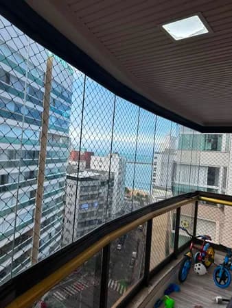 Apartamento de 202m², 4 quartos, 2 suíte e 2 vagas a poucos passos do mar da Praia da Costa