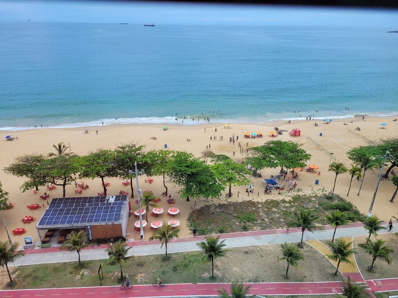 Apartamento frente para o mar da Praia de Itaparica, 90m², quarto, sala, 1 vaga de garagem