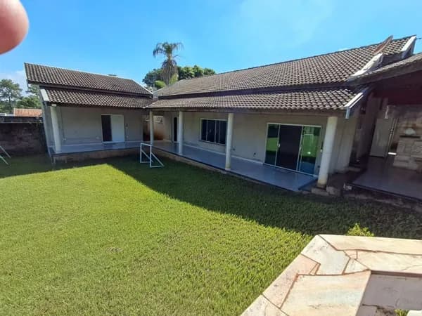 Chácara com 4 dormitórios à venda, 1049 m² por R$ 857.000,00 - Parque Residencial Tancredi - Americana/SP