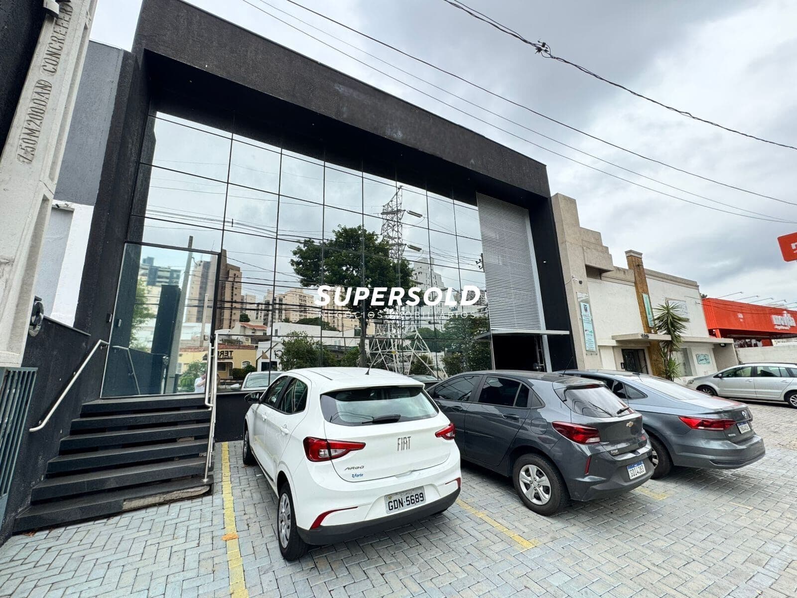 Prédio Comercial para alugar em Avenida no Cambui - Campinas/SP