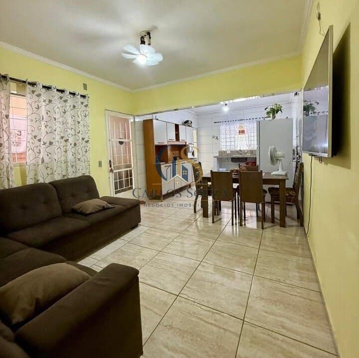 Casa com Edícula à Venda na Vila Centenário Itatiba SP