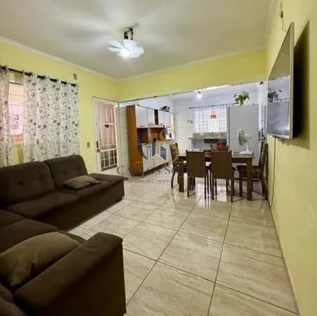Casa com Edícula à Venda na Vila Centenário Itatiba SP