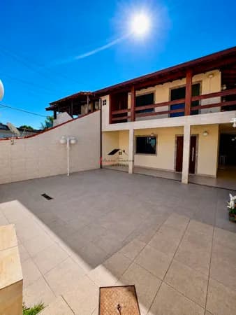 🏡 Aluga-se Casa Duplex em Bairro Nobre – Próxima à Praia , Barra de Maricá, Maricá/RJ