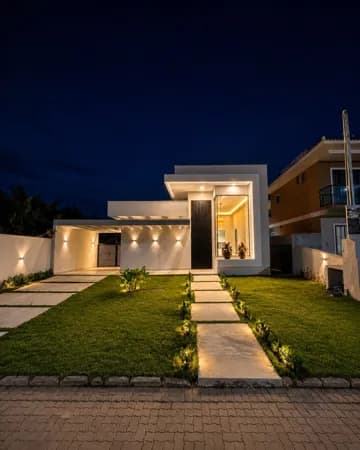UM SONHO DE ALTO PADRÃO NO CONDOMÍNIO PEDRA DE INOÃ – MARICÁ/RJ Imagine morar em uma casa moderna, sofisticada e com 3 suítes, ambientes amplos e uma linda piscina já instalada para completar sua área de lazer! 😍🏊♀️ 💰 R$ 880.000 COM PISCINA INSTAL