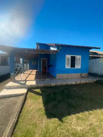 Imagine morar em um terreno de 480 m², com um quintal enorme, espaço de sobra para construir uma área gourmet, piscina, ampliar a casa ou até mesmo investir. Essa é daquelas oportunidades que aparecem poucas vezes! 📍 Parque Nanci – Maricá/RJ 💰 Apenas R