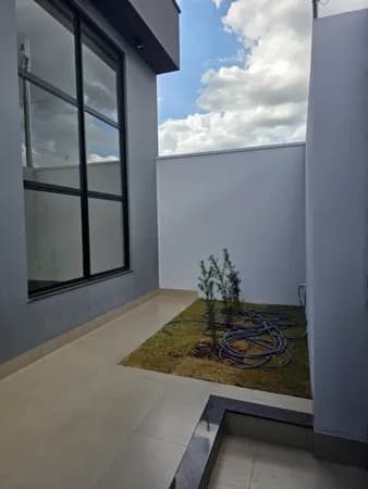 Casa à venda no bairro Grand ville - Uberlândia - MG