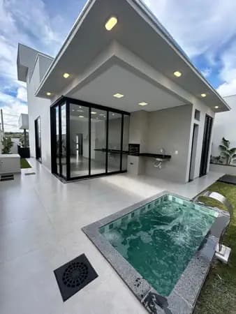 Casa à venda em condominio fechado Terras Alpha - Uberlândia - MG