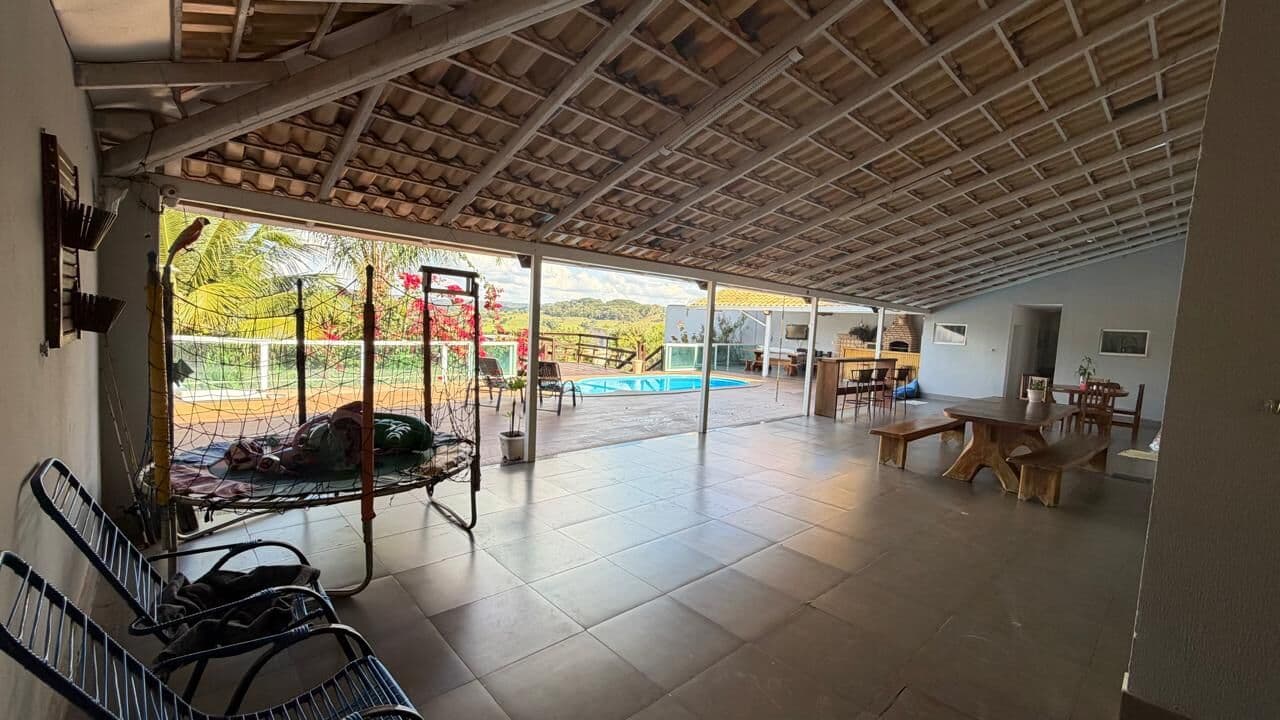 Rancho à venda na represa de Campim branco - MG
