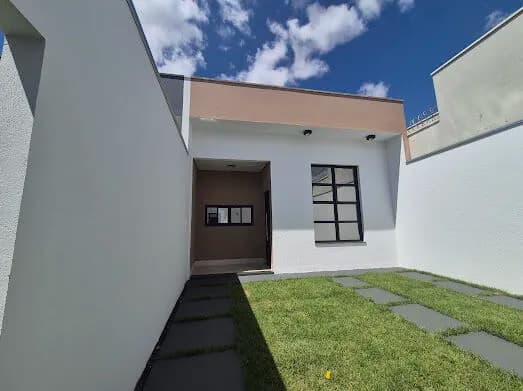Casa à venda no bairro Novo Mundo - Uberlândia - MG