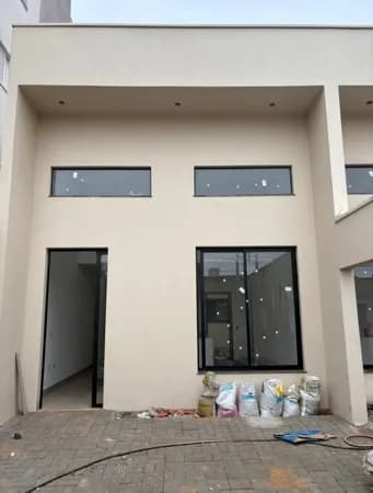 Casa à venda no bairro Santa Luzia - Uberlândia - MG