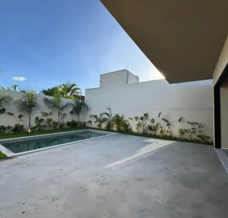 Casa à venda no bairro cidade jardim - Uberlândia - MG