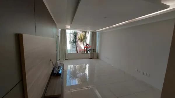 Casa à venda no bairro Umuarama - Uberlândia - MG
