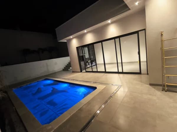 Casa à venda no bairro Cidade Jardim - Uberlândia - MG