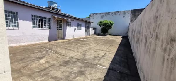Casa à venda no bairro Brasil - Uberlândia - MG