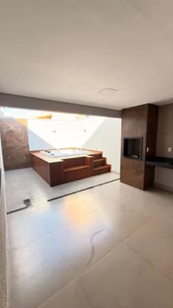 Casa à venda no bairro Jardim Patricia - Uberlândia - MG
