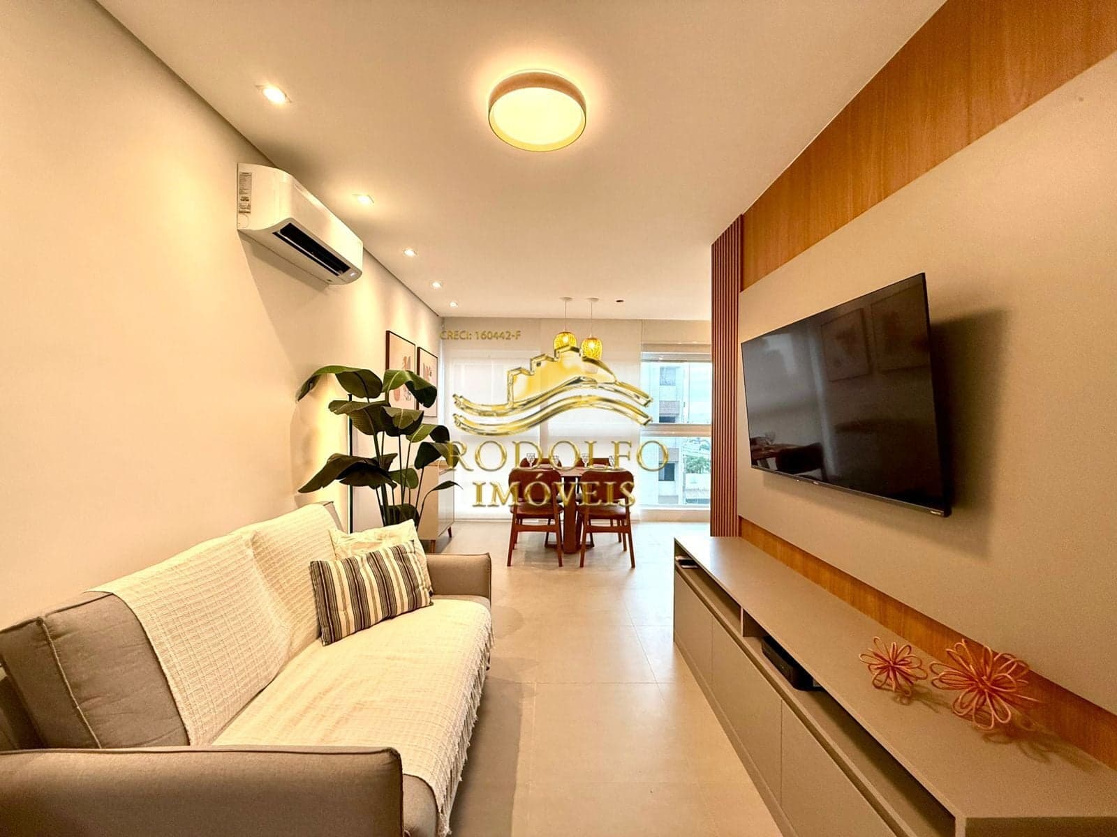 Guarujá Praia da Enseada 2 Dormitórios 60m² 1 Vaga Ar-condicionado Lazer Completo