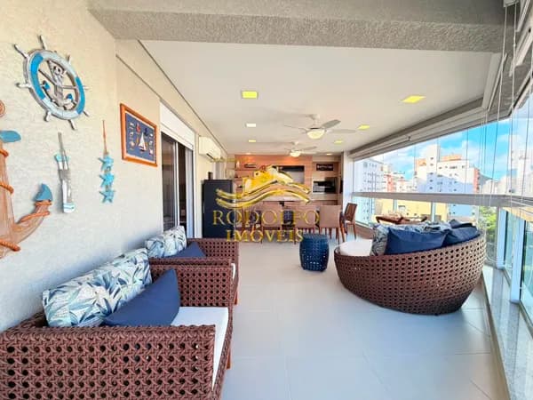 Guarujá-SP Praia das Pitangueiras 3 Suítes 130m² 2 Vagas Ar-condicionado Varanda Gourmet Lazer de Clube