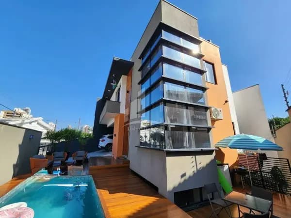 Casa à venda em Joinville/SC