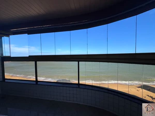 Apartamento vista mar em Praia da Costa, Vila Velha/ES