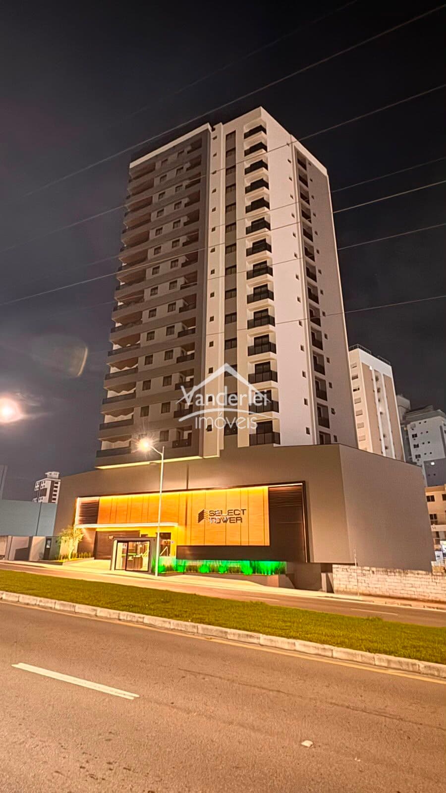 Select Tower Apartamento no bairro Pagani - SC