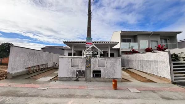 Casa no Loteamento Vale Verde no bairro Bela Vista em Palhoça/SC