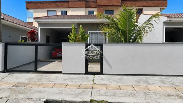 CASA TÉRREA NA BARRA DO ARIRIÚ NA PALHOÇA SC