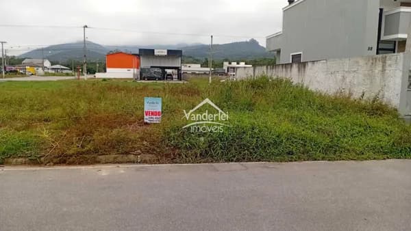 Terreno de 260m² no bairro Forquilhas em São José/SC