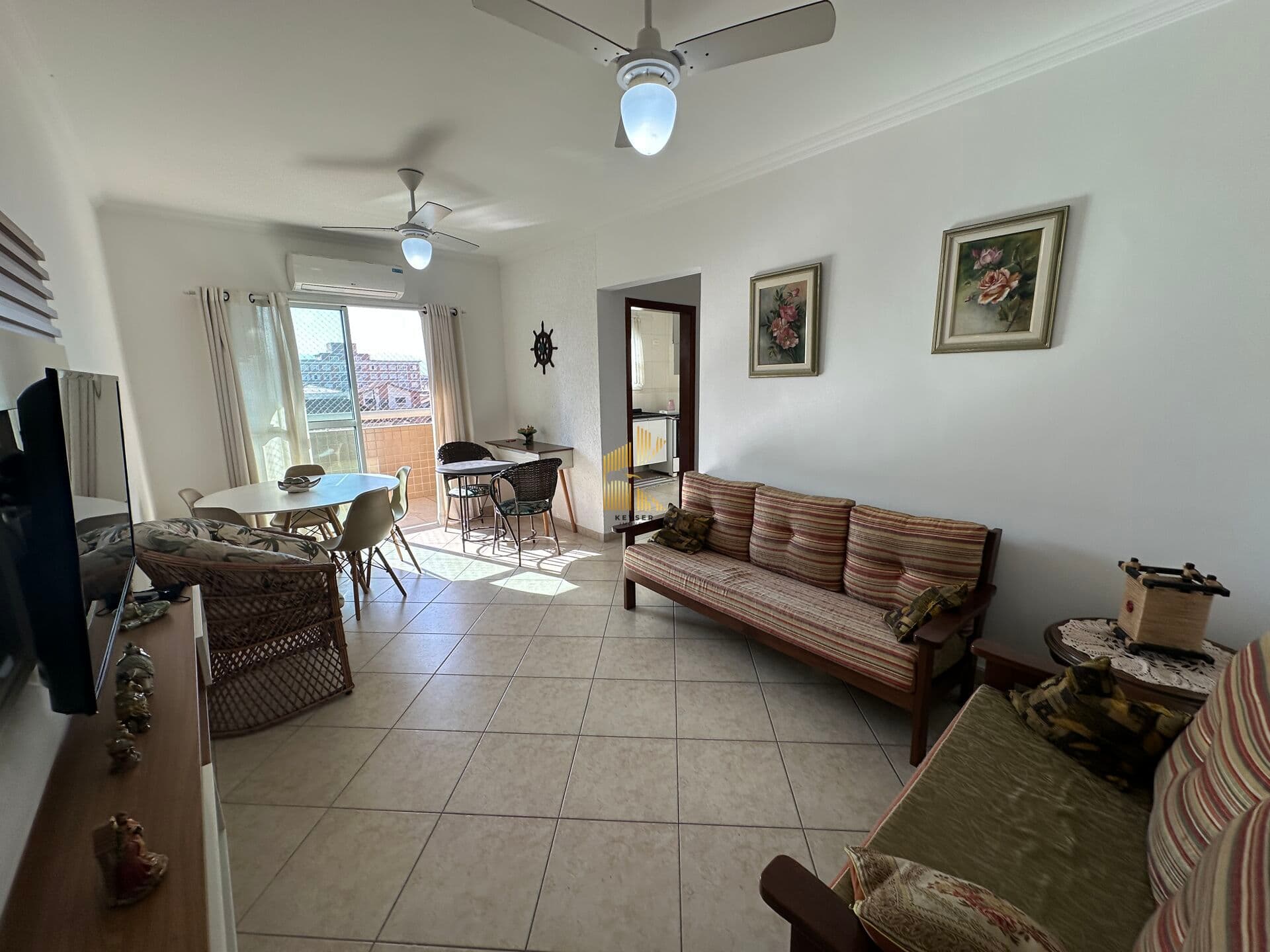 Apartamento a venda com 1 suite, 1 vaga no Bairro Tupi Praia Grande, SP