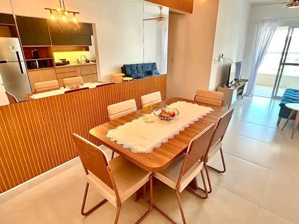 Apartamento em Guilhermina, Praia Grande/SP