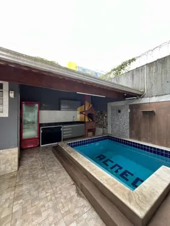 Sobrado em Praia Grande - Maracanã
