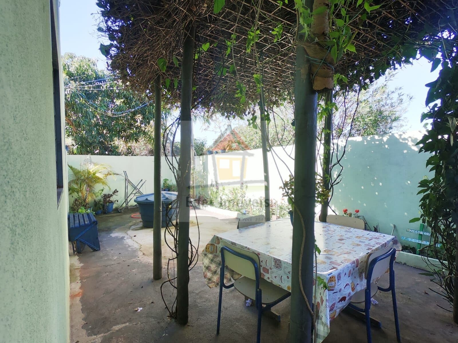 Chácara Pronta para Morar – 1.300 m² (Sentido Coronel Goulart)