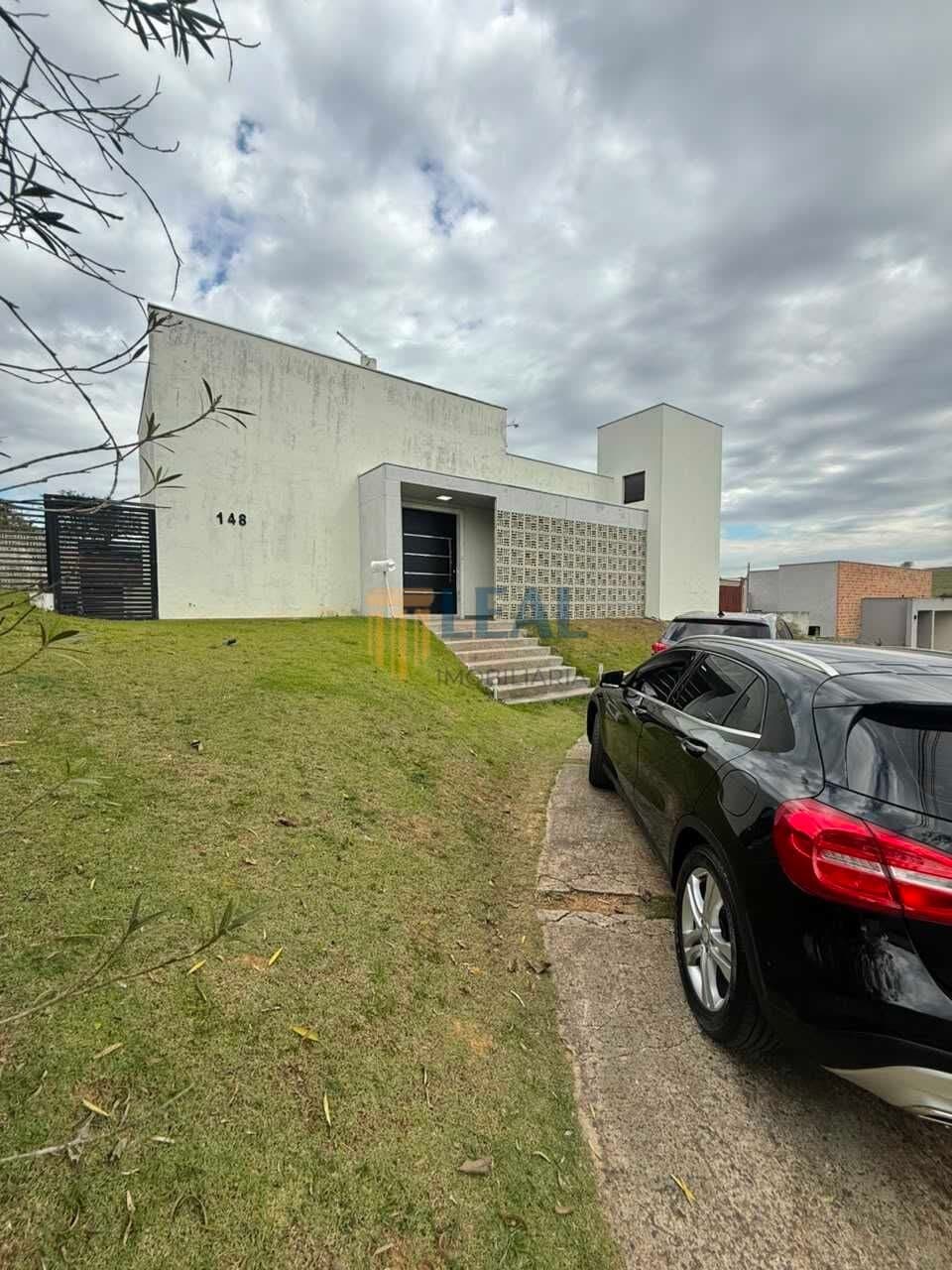 Casa em Araçoiaba da Serra - Centro