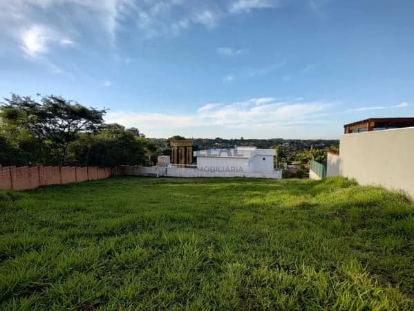 Lote/Terreno em Araçoiaba da Serra - Centro