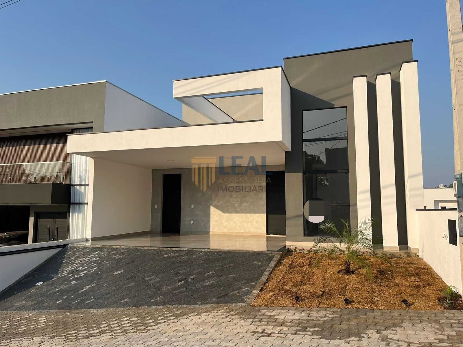 Casa de Condomínio em Sorocaba - Brigadeiro Tobias