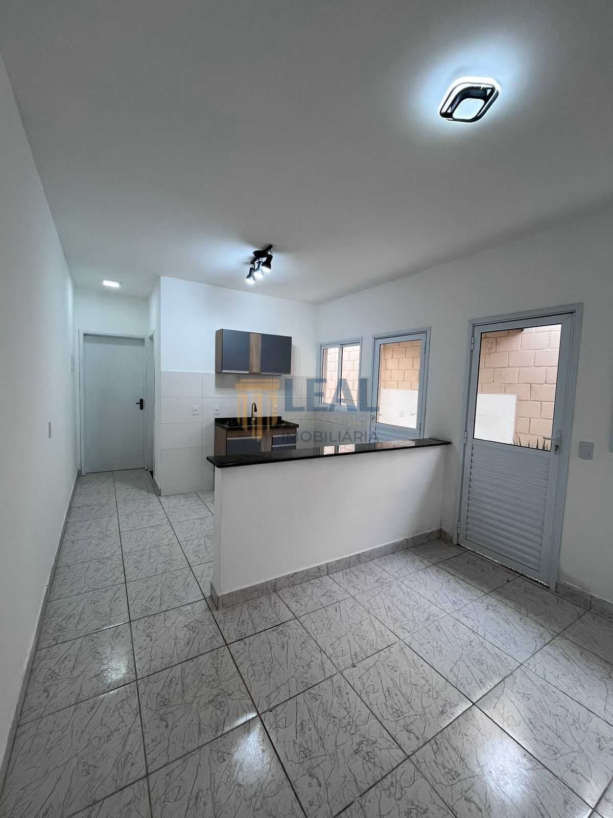 Casa de Condomínio em Sorocaba - Jardim Santa Esmeralda