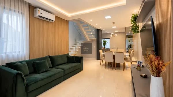 Sobrado Geminado no Saguaçu com mais de 200 m² | 3 Quartos | Suíte Master com Closet e Hidromassagem | 3 Vagas