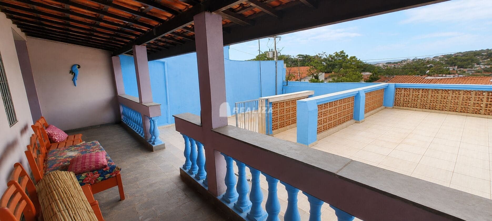 IDEAL PARA INVESTIMENTO !!! CASA SOBREPOSTA ALTA COM EDICULA E SALAO COMERCIAL BAIRRO OURO FINO/SOROCABA - SP
