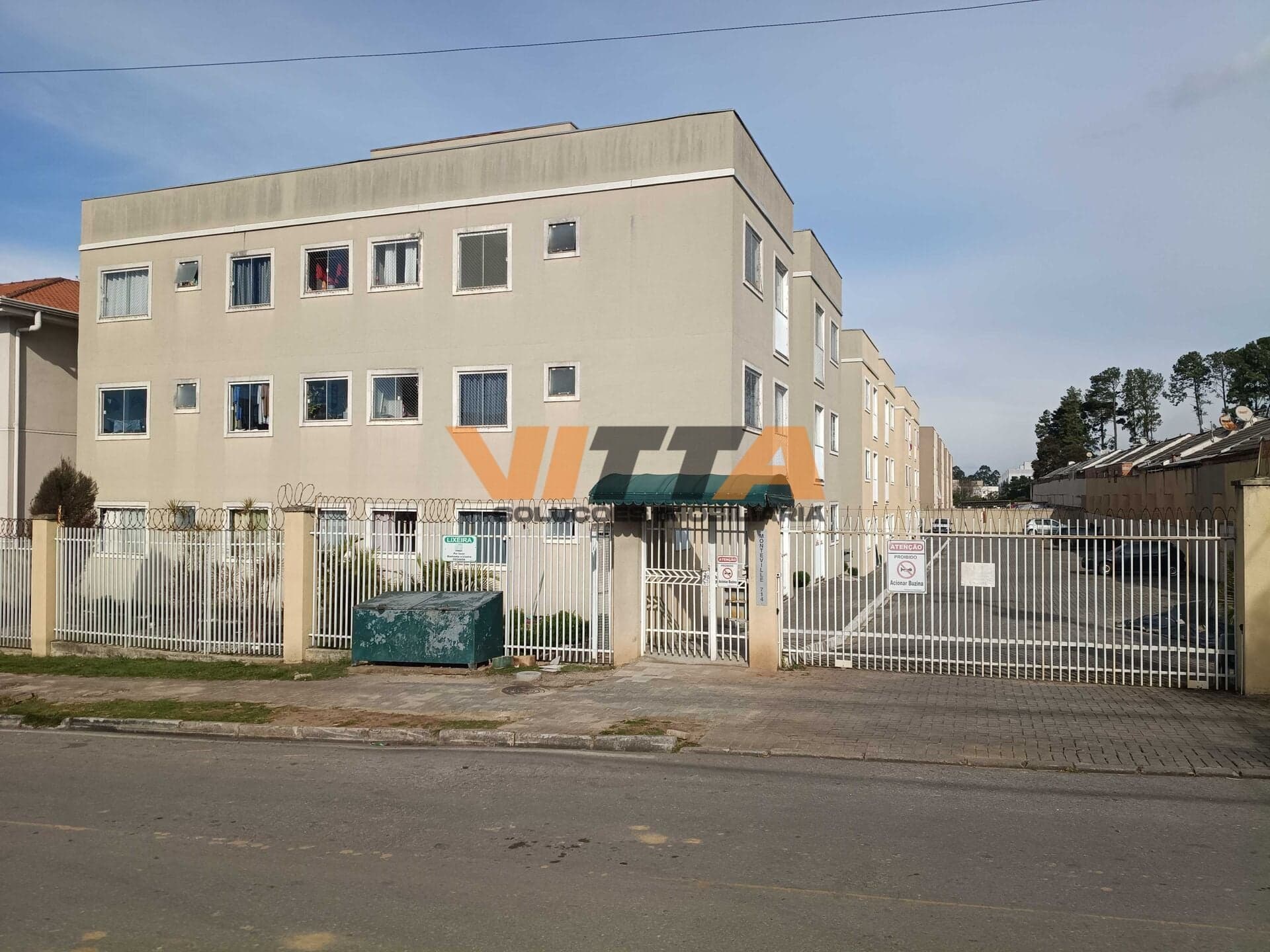 Apto à venda com 2 dorms. 47 m² no bairro Thomas Coelho em Araucária/PR