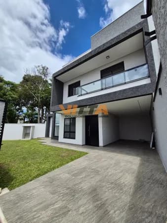 Sobrado com 129m² no Centro, Araucária/PR