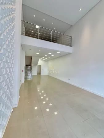 Sala comercial na avenida Brasil em Balneário Camboriú