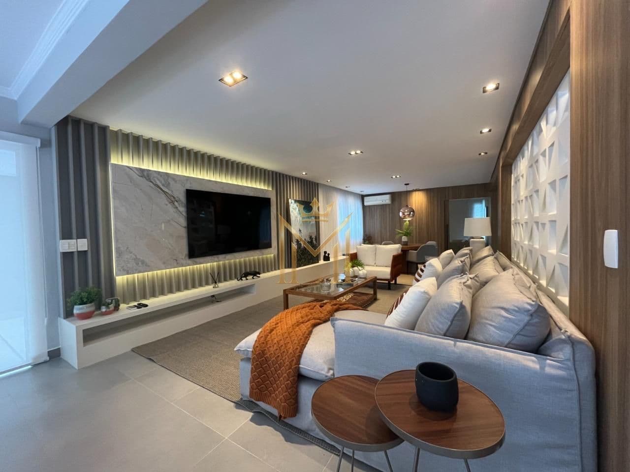Magnífica Residência no Módulo 20: Luxo e Exclusividade na Riviera de São Lourenço