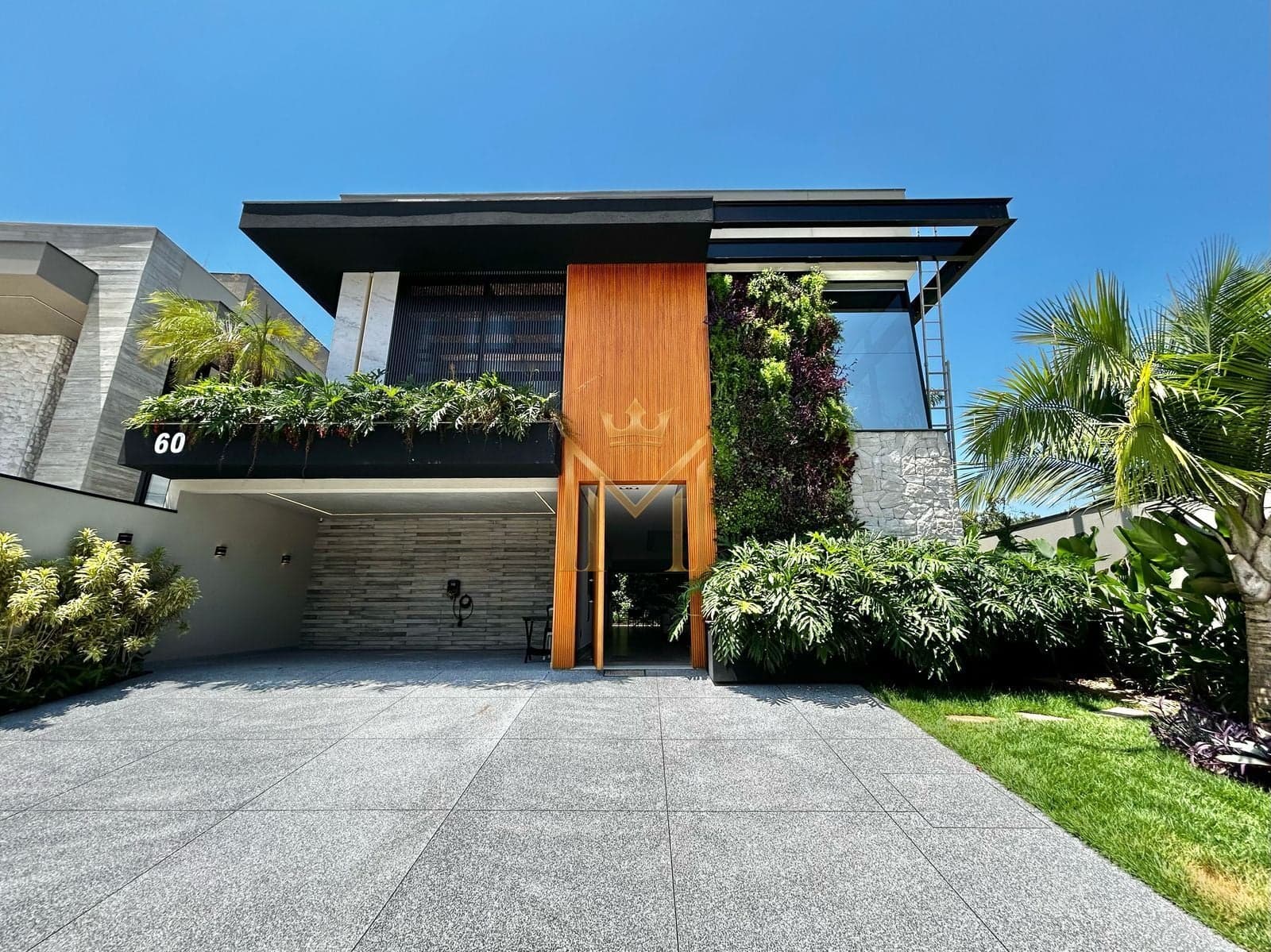Casa de Alto Padrão no Módulo 11 da Riviera de São Lourenço