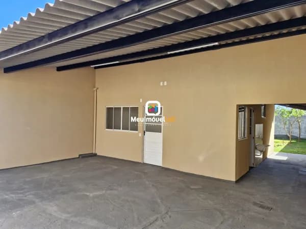 Casa em Uberlândia - Loteamento Residencial Pequis