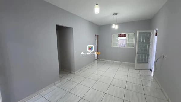 Casa em Uberlândia - Jardim Europa