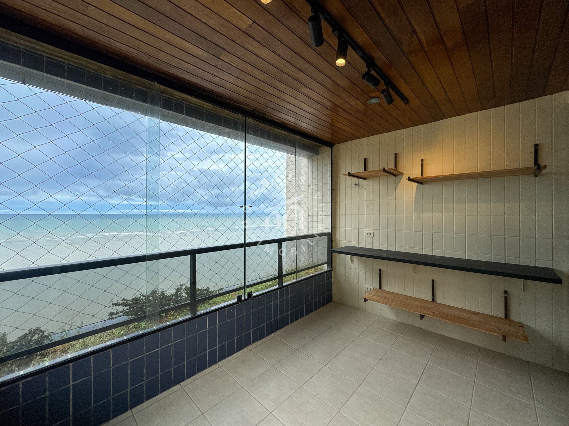 Apartamento com 4 quartos à venda, 220m2 em Candeias