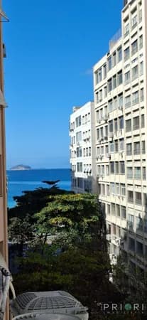 Aluga-se apartamento | 56m² | quarto/sala | portaria 24h