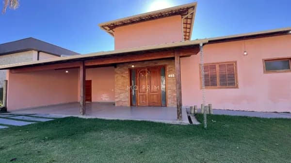 Casa com 4 Suites no Condomínio Solar das Palmeiras