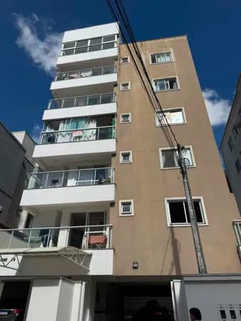Apartamento Semi Mobiliado à Venda em Camboriú/SC
