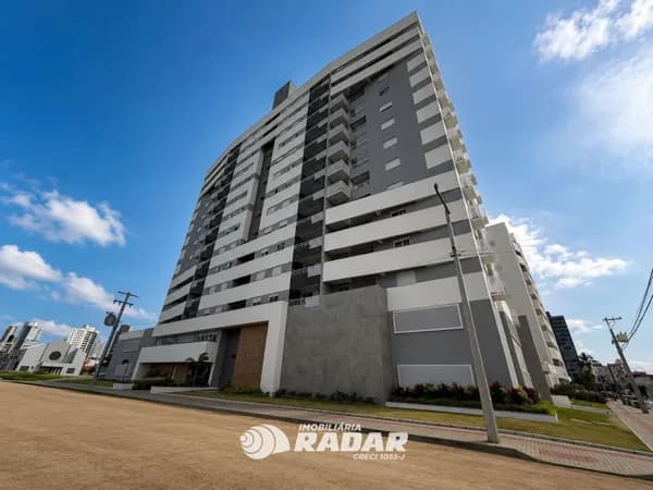 Apartamento Semimobiliado Novo