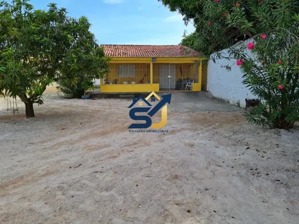 Residencial com Amplo Terreno